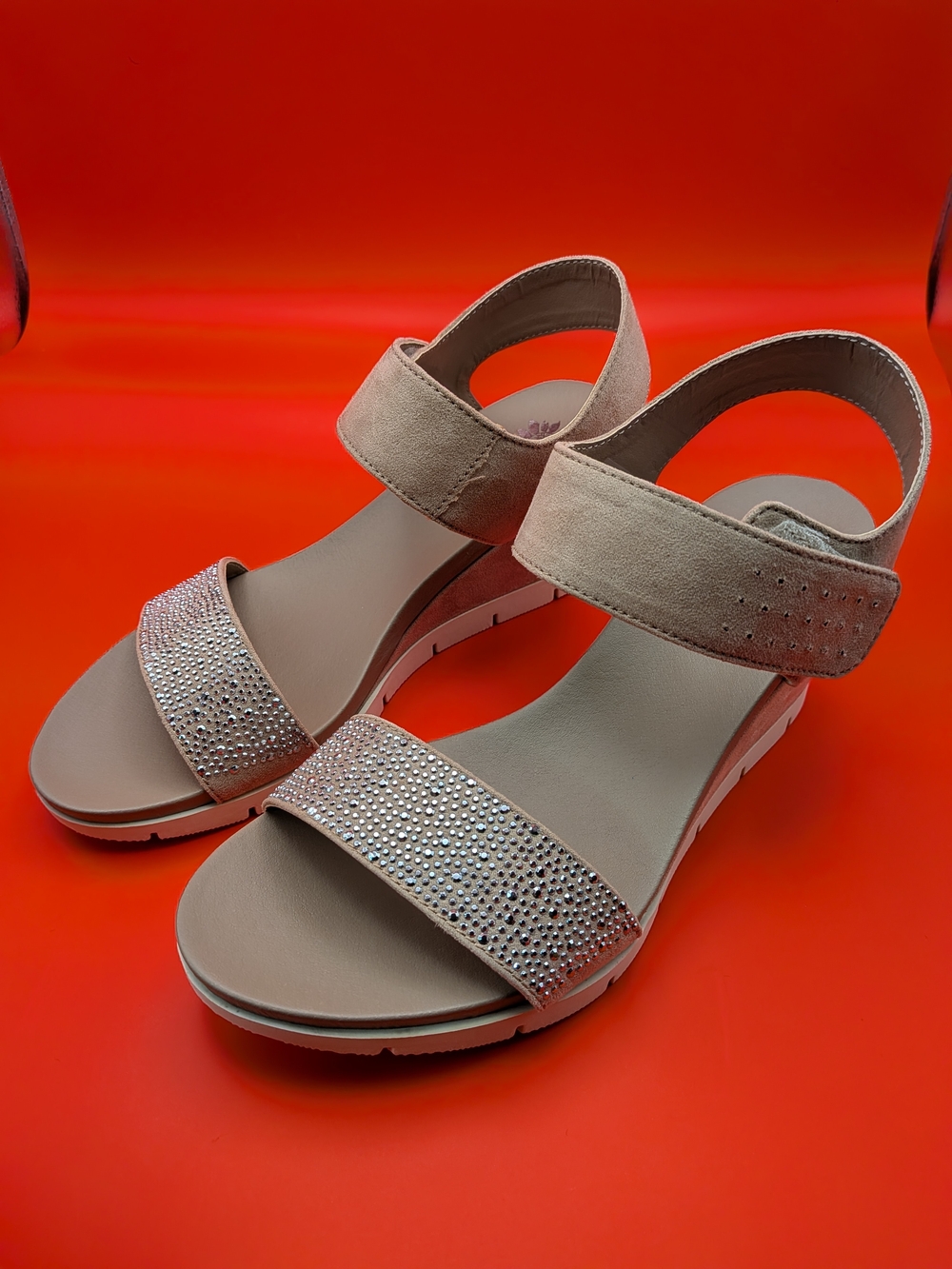 YellowBox Taupe Tan Rhinestone Strap Wedge Sandals Women's Size 7.5 Flaw